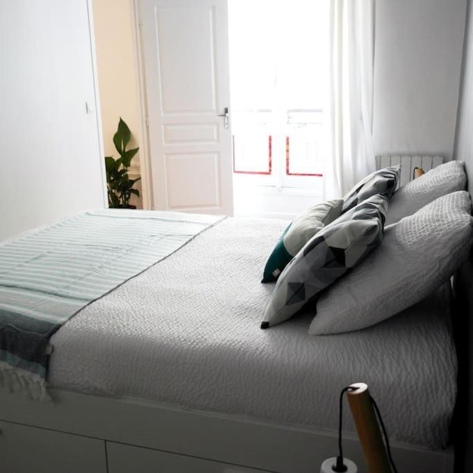 Appartement Haussmanannien Cosy - Republique Paris Exterior photo